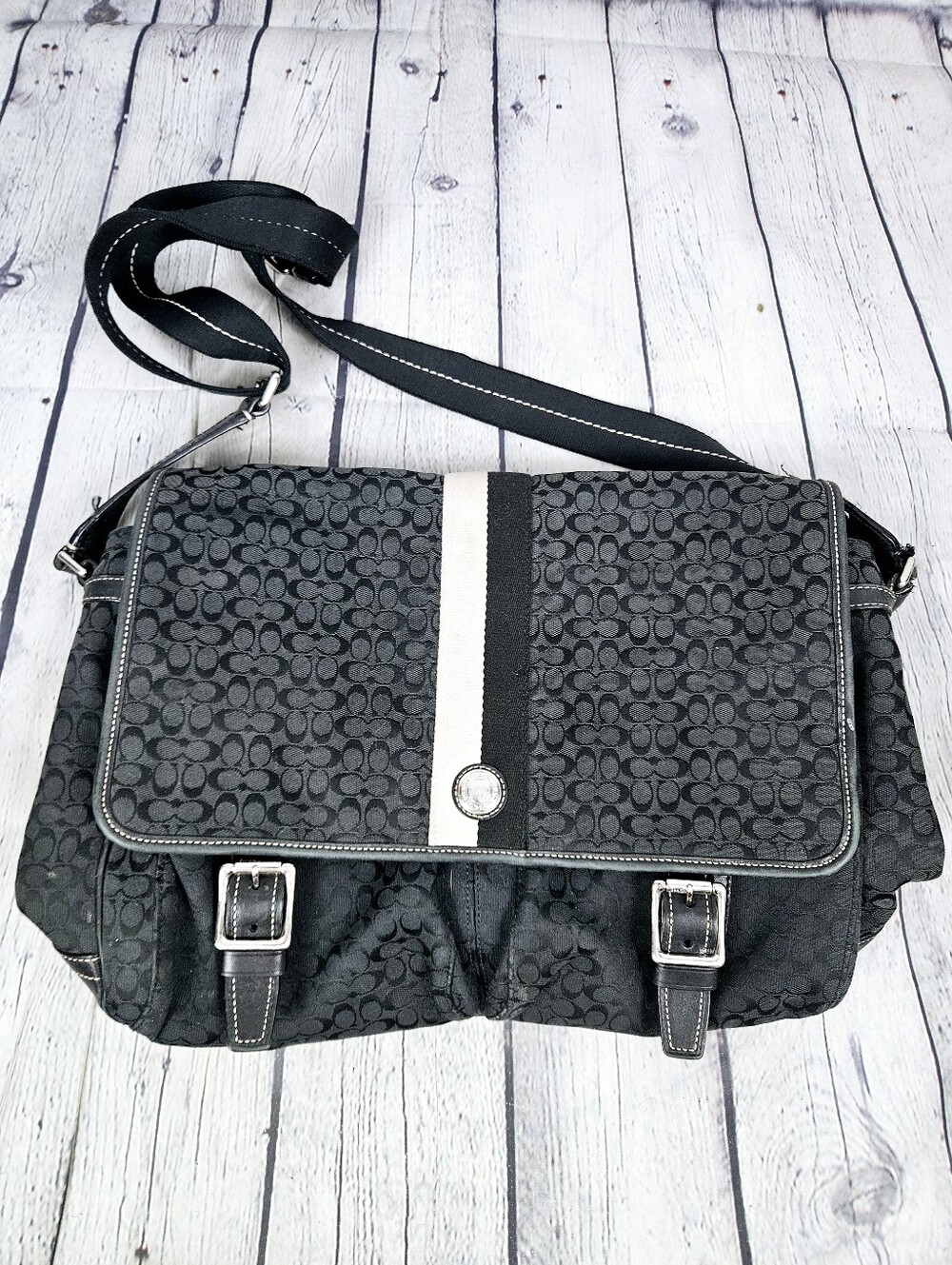 COACH | Signature Voyager jacquard canvas & leather trim messenger bag #F70183